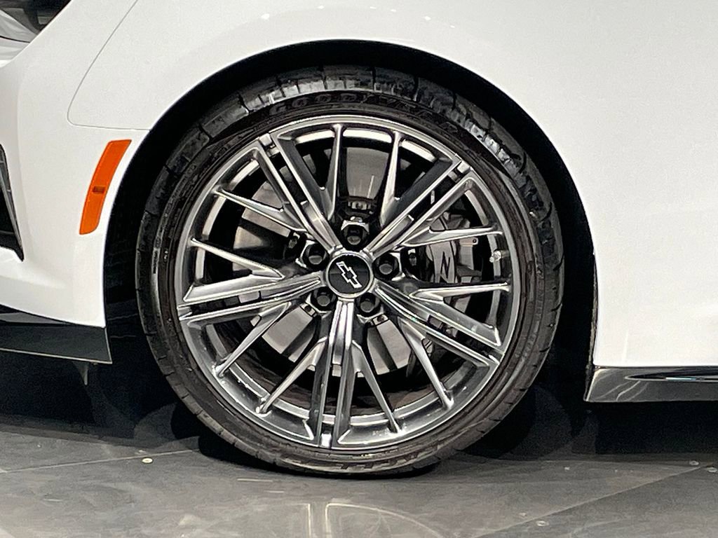 Used 2023 Summit White Chevrolet ZL1 image 13