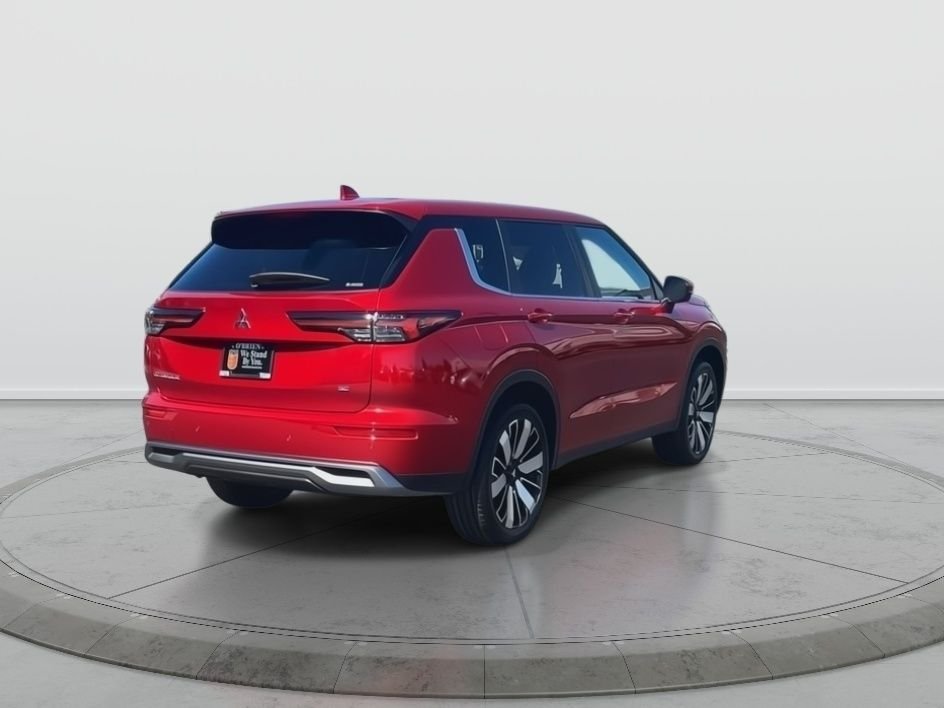 New 2026 RED DIAMOND Mitsubishi SE image 6
