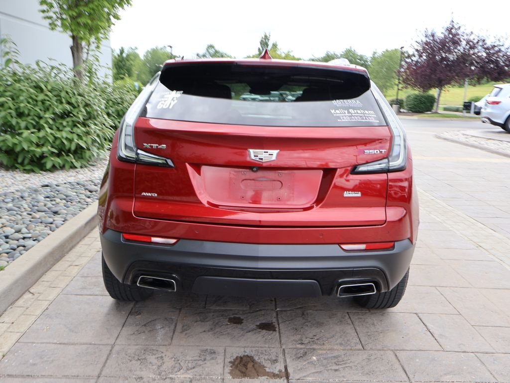 Used 2020 Red Cadillac Sport image 7