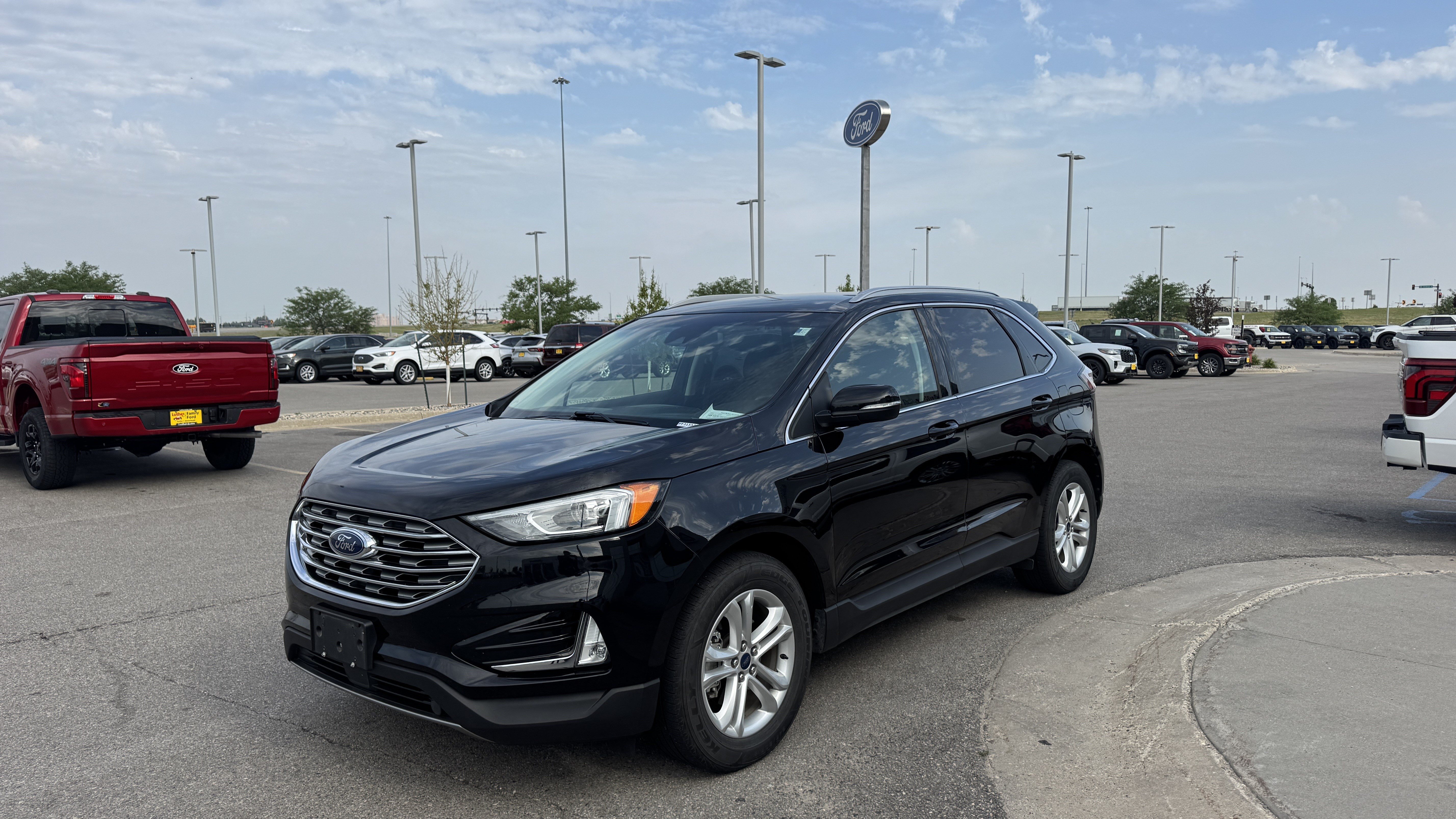 Used 2019 Agate Black Metallic Ford SEL image 2