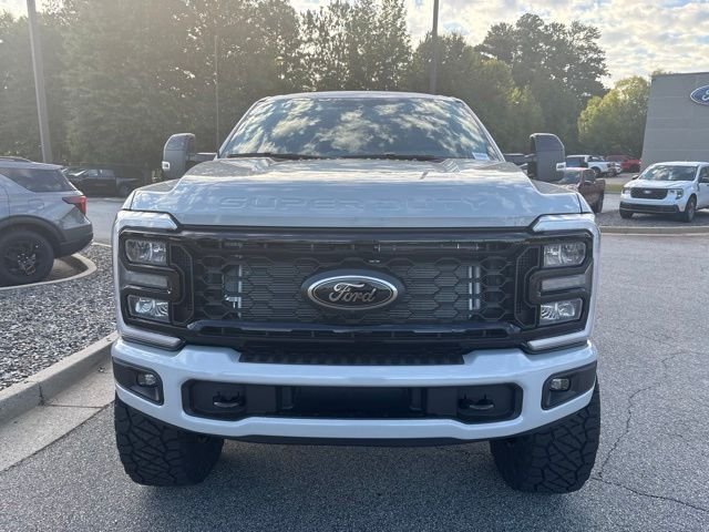 New 2026 Avalanche Ford Lariat image 3