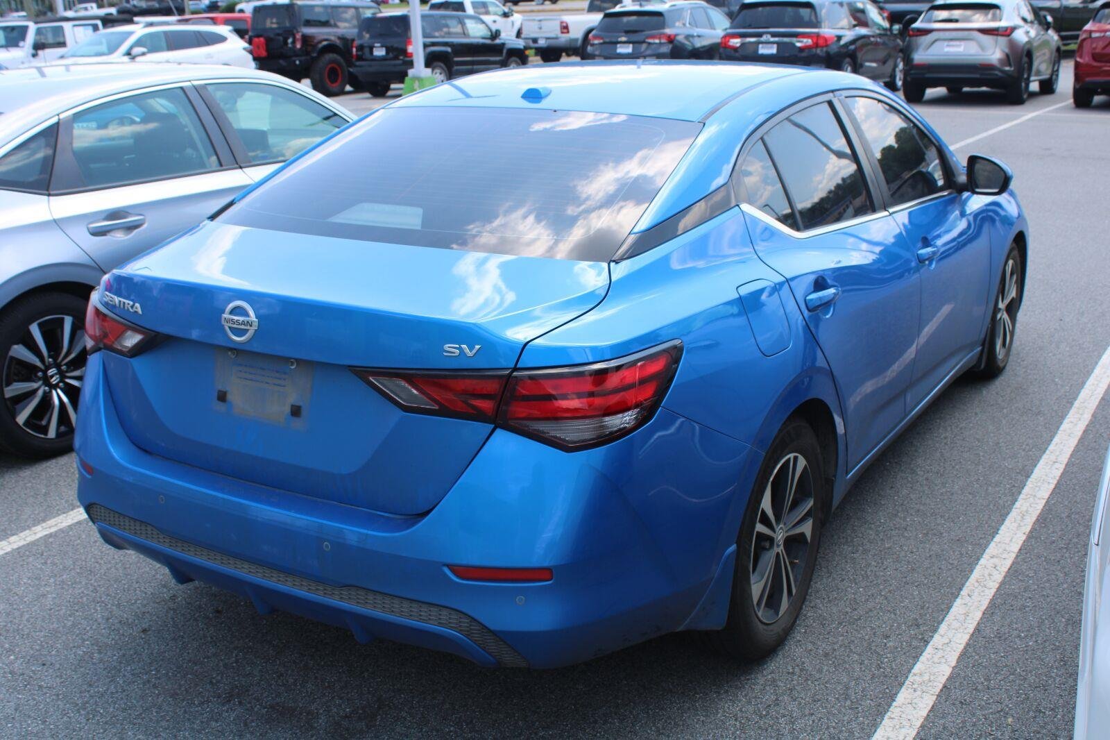 Used 2021 Electric Blue Metallic Nissan SV image 4