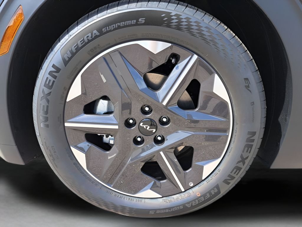 2025 Kia EV6 Light L/R - Photo 11