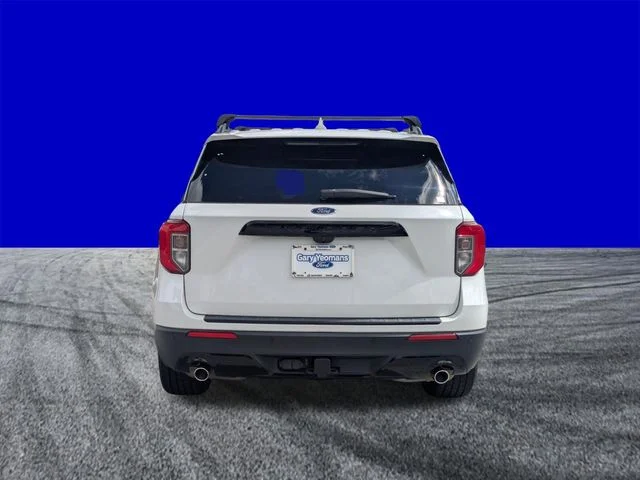 Certified Used 2022 White Metallic Ford ST-Line image 5