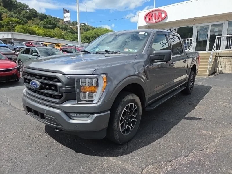 Used 2021 Gray Ford XLT image 3