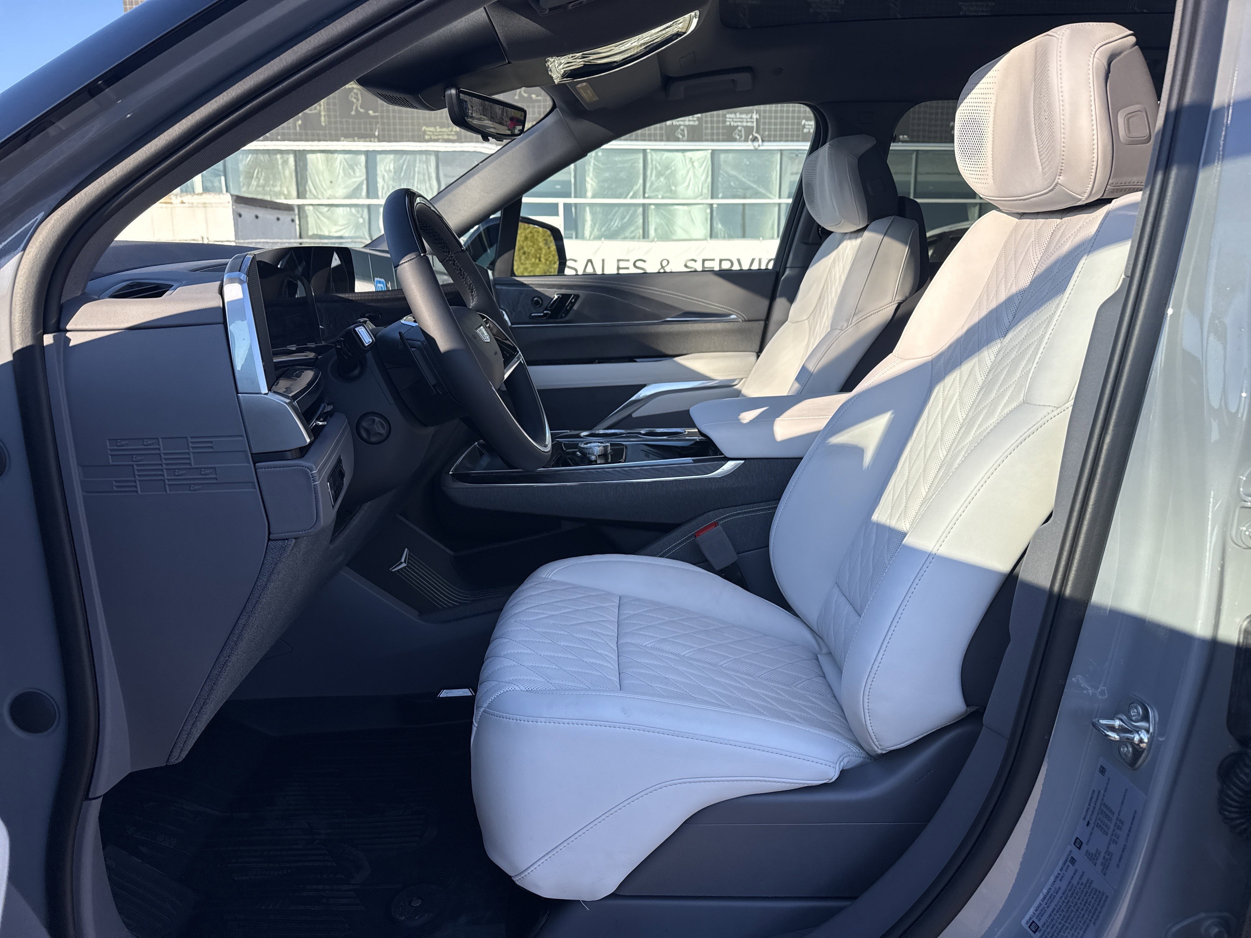 2026 Cadillac Escalade IQL Sport - Photo 9