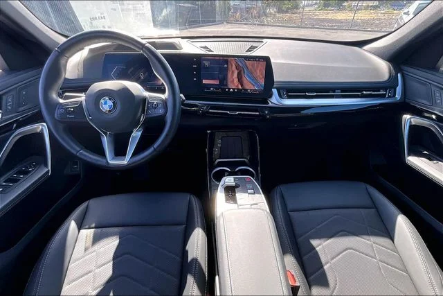 2025 BMW X1 28i - Photo 15