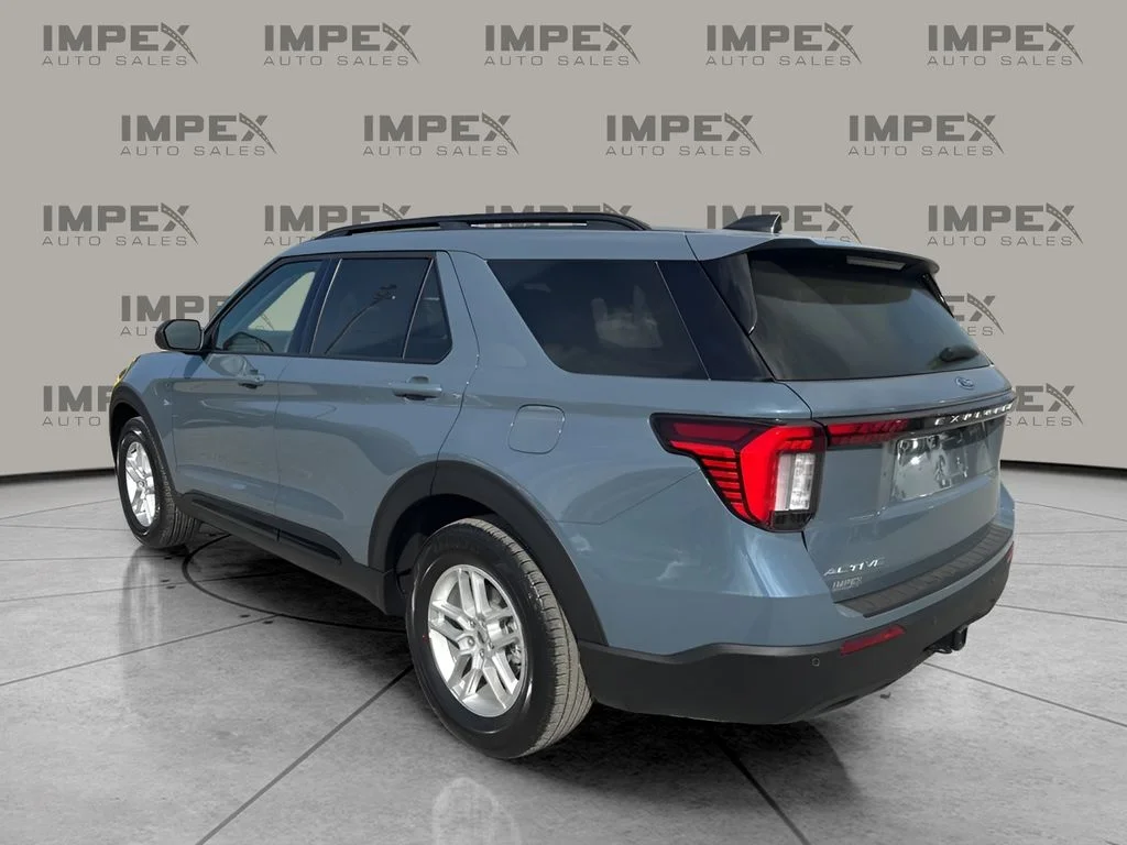 Used 2026 Blue Ford Active image 3