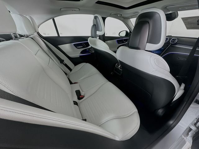 New 2026 MANUFAKTUR Alpine Grey Mercedes-Benz C 300 image 27