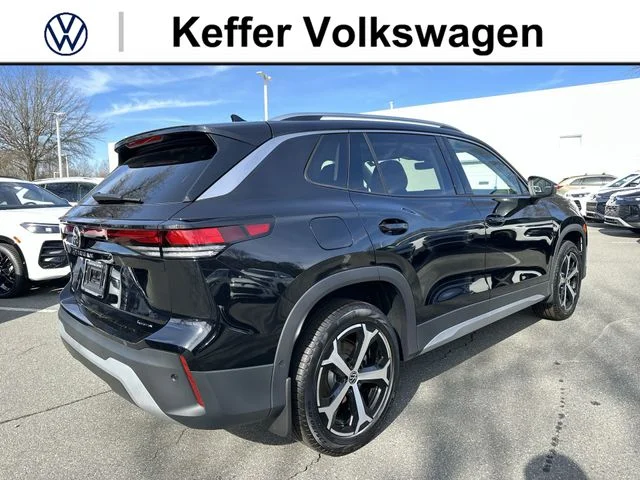 New 2026 Black Volkswagen 2.0T SE image 5