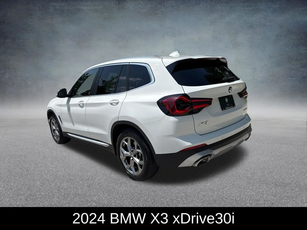 Used 2024 White BMW xDrive30i image 3