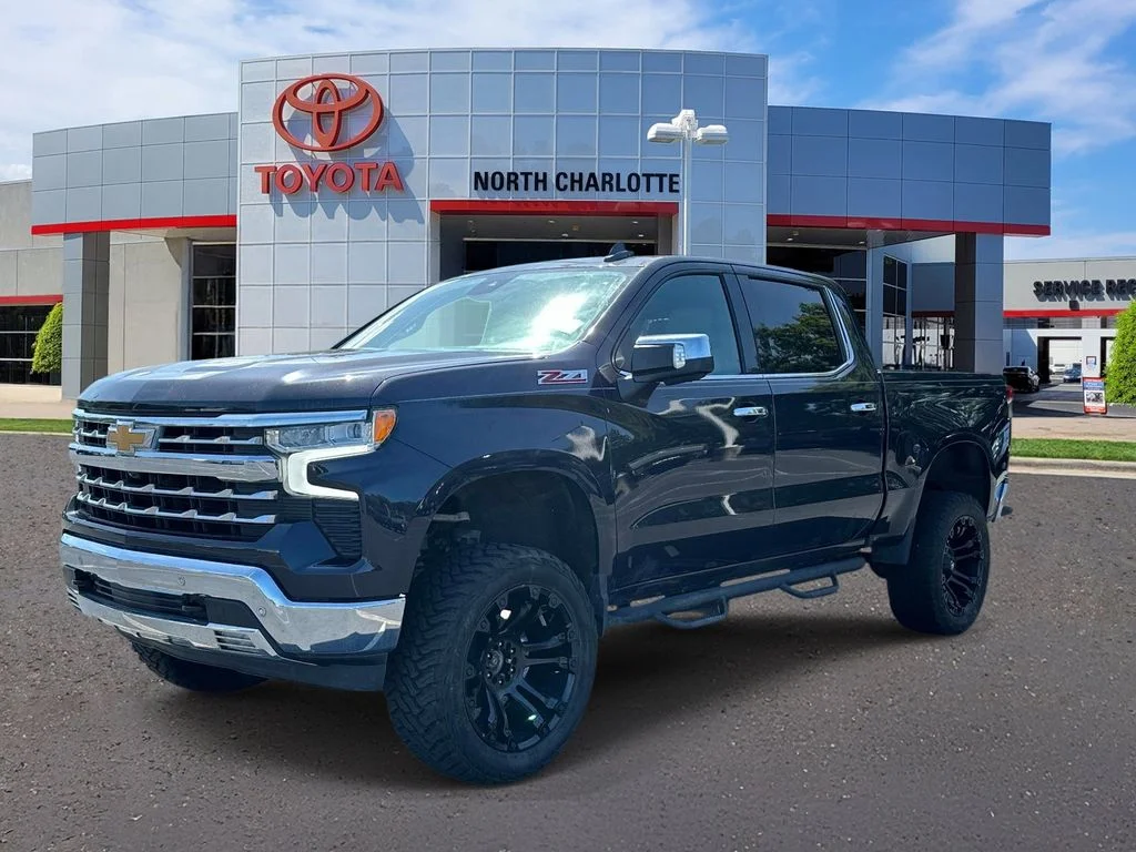 Used 2022 Gray Chevrolet LTZ image 5