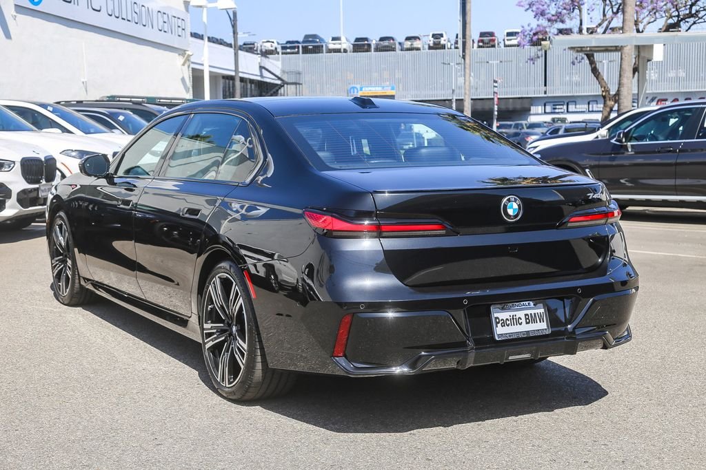 Certified Used 2023 Black Sapphire Metallic BMW 740i image 4