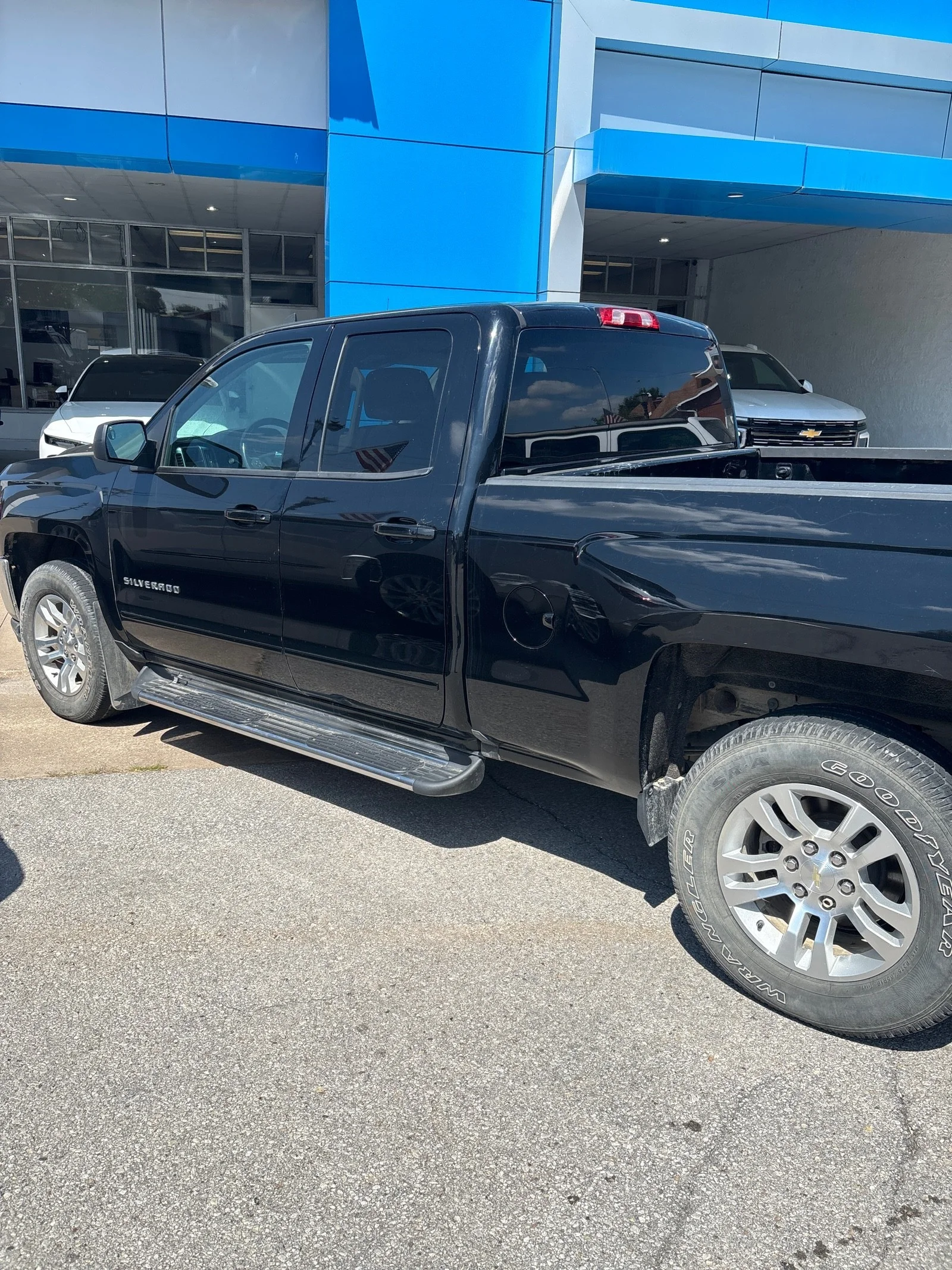Used 2016 Chevrolet Silverado 1500 LT with VIN 1GCVKREC7GZ259243 for sale in Kansas City