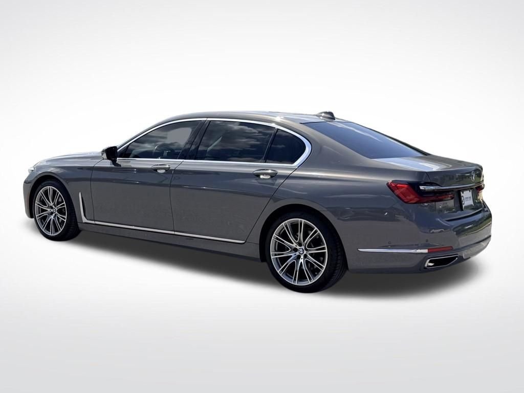 Used 2021 Gray BMW 740i image 5