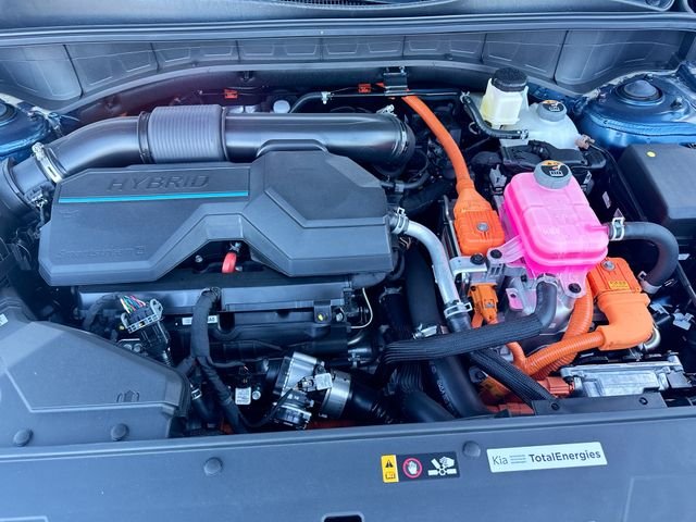 Used 2025 Mineral Blue Kia SX Prestige image 32