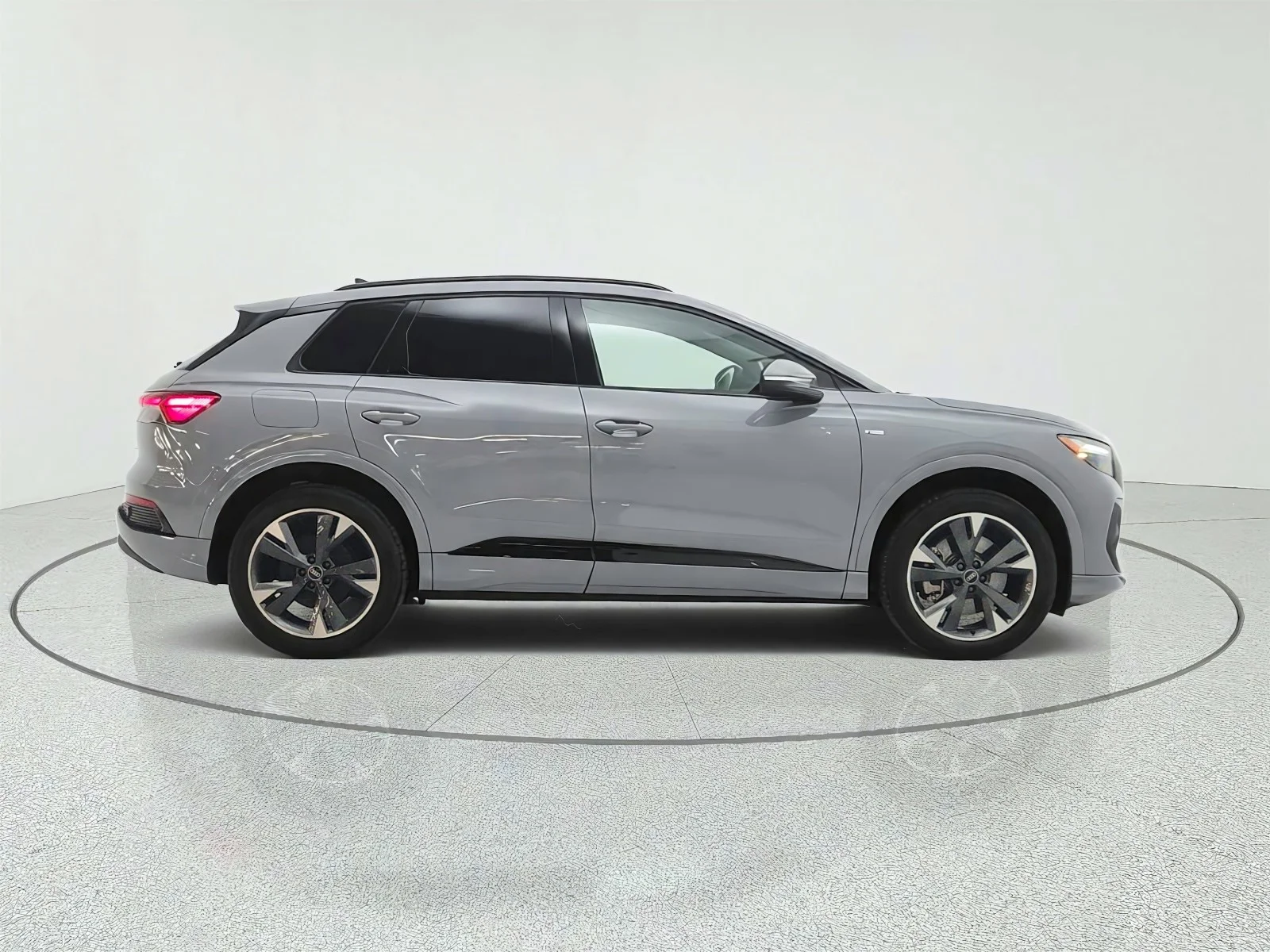 Used 2023 Pebble Gray Audi Premium Plus image 4