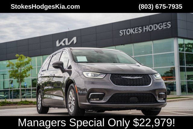 2023 Chrysler Pacifica Touring L