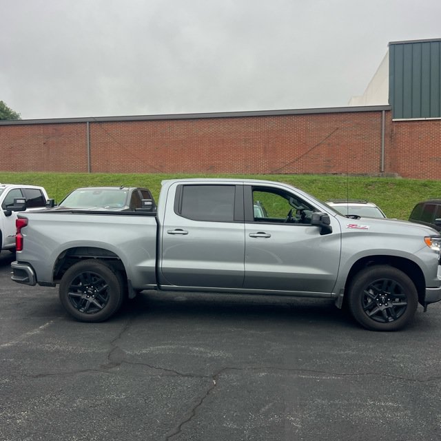 Used 2023 Gray Chevrolet RST image 2