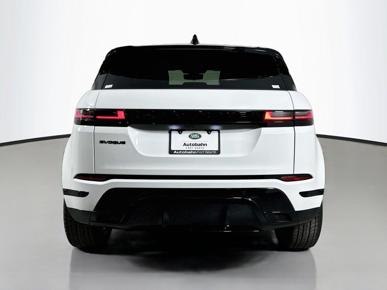 Certified Used 2026 Fuji White Land Rover Dynamic SE image 6