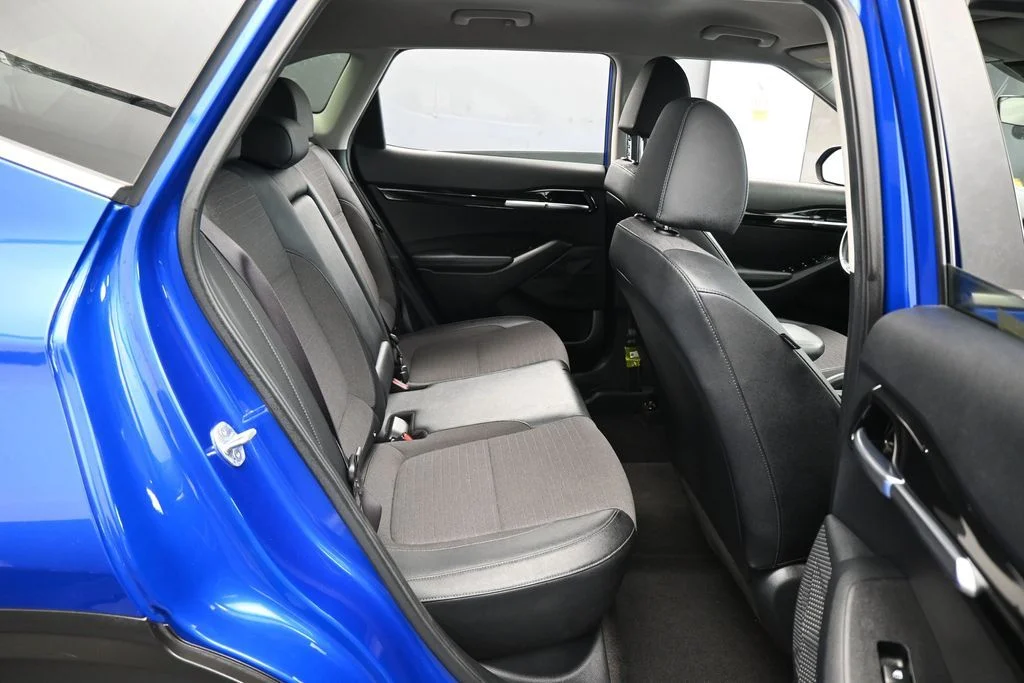 Used 2023 Neptune Blue Kia Nightfall image 35