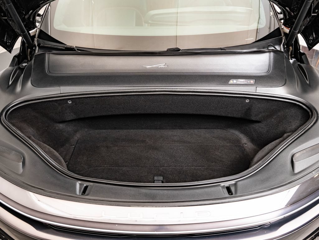 Used 2024 Black Lucid Touring image 46
