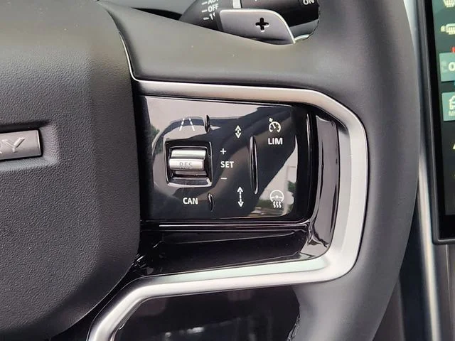 Certified Used 2025 White Land Rover S image 28