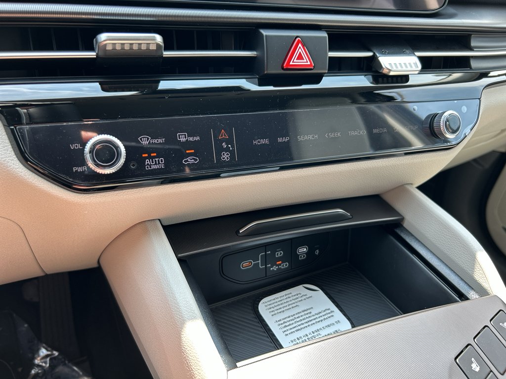 New 2027 Fusion Black Kia EX image 21