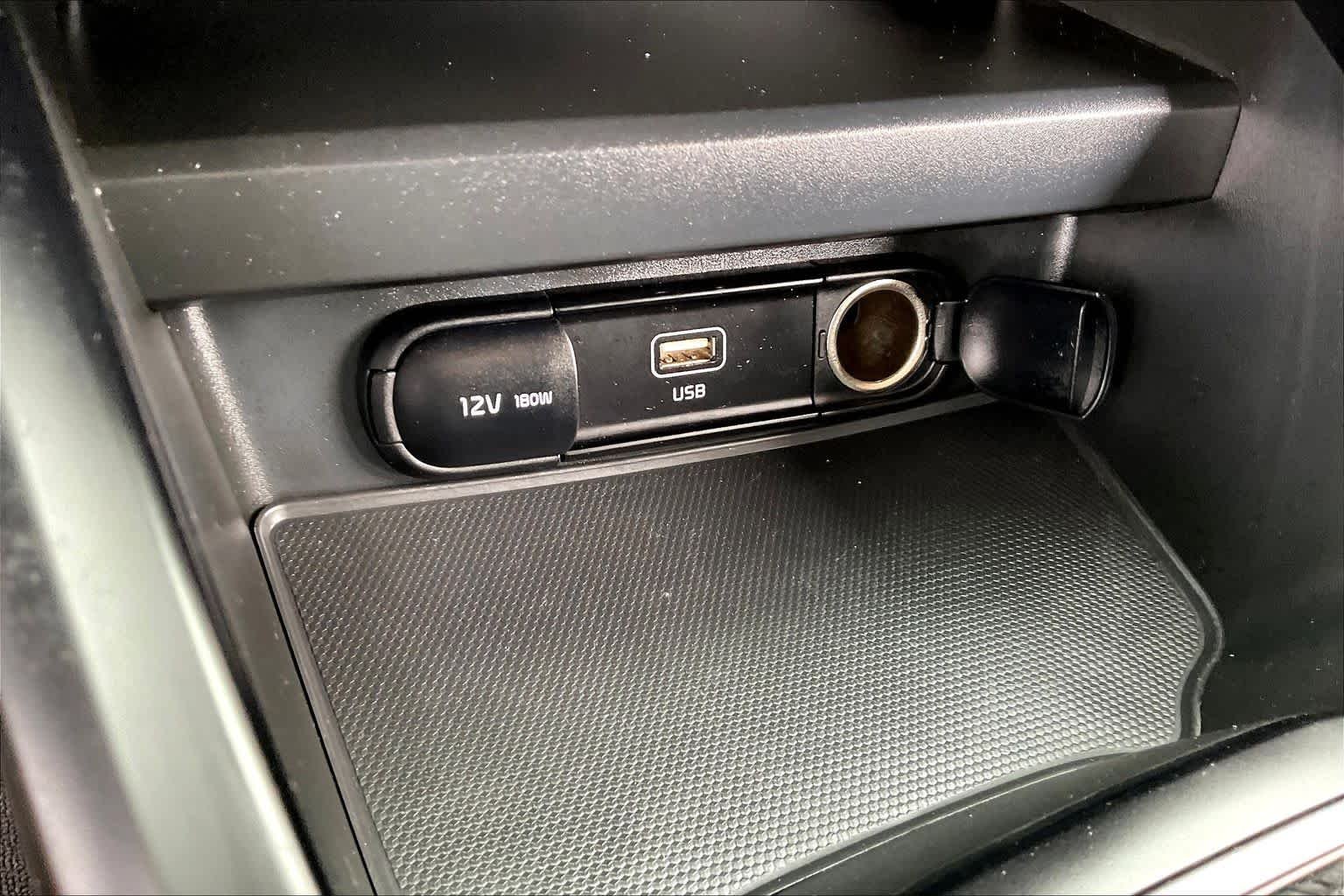 Used 2024 Fusion Black Kia LX image 31