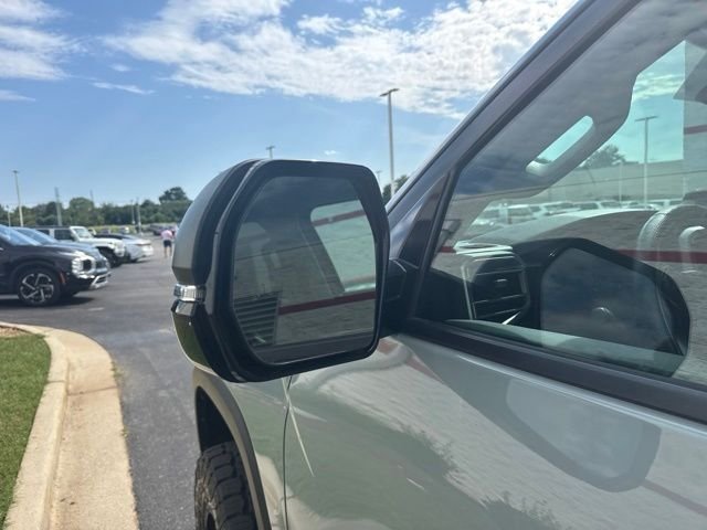 Used 2024  Toyota SR5 image 23
