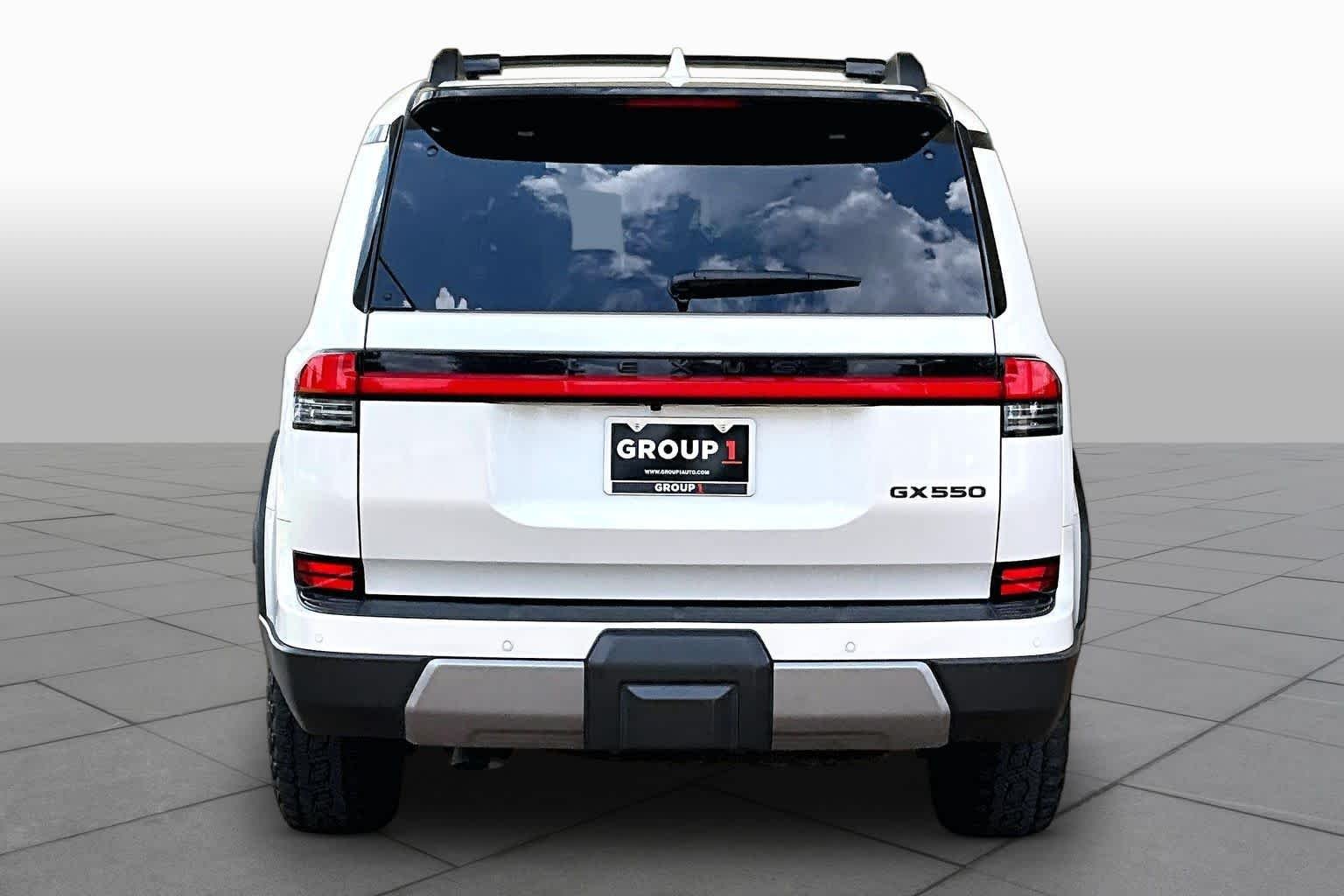 Used 2024 Eminent White Pearl Lexus Overtrail+ image 5
