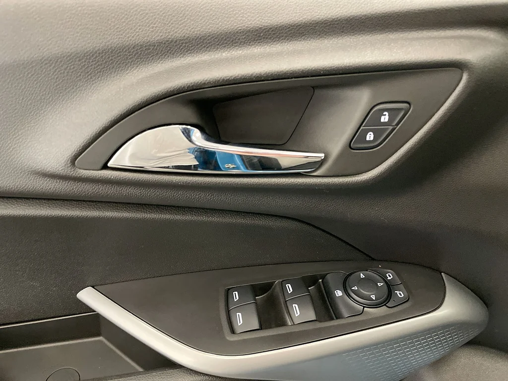 Certified Used 2025 Marina Blue Metallic Chevrolet RS image 21