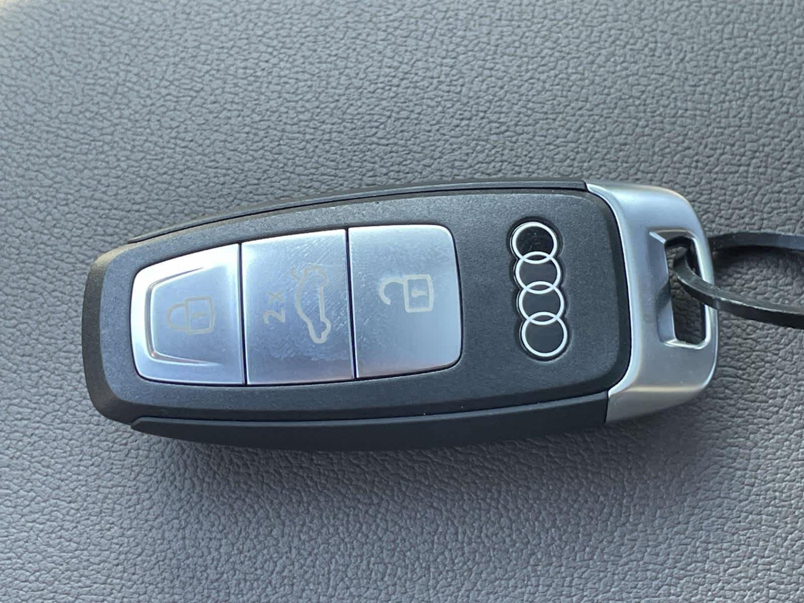 New 2026 Z9Z9/White Audi Premium image 4