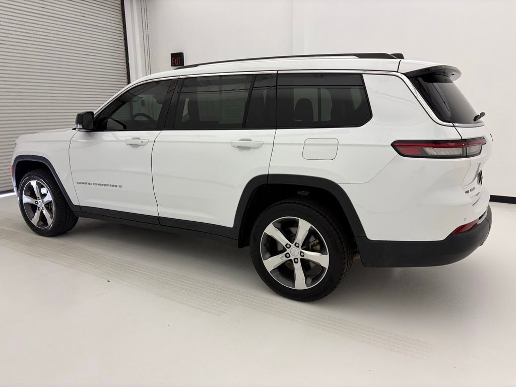 Used 2021 White Jeep Limited 4x4 image 24
