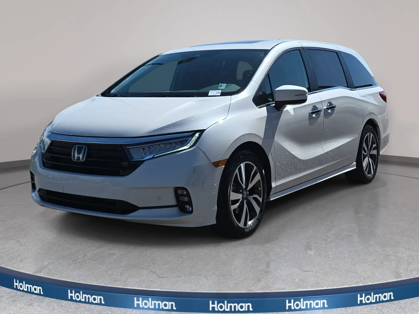 Used 2023 Platinum White Pearl Honda Touring image 1