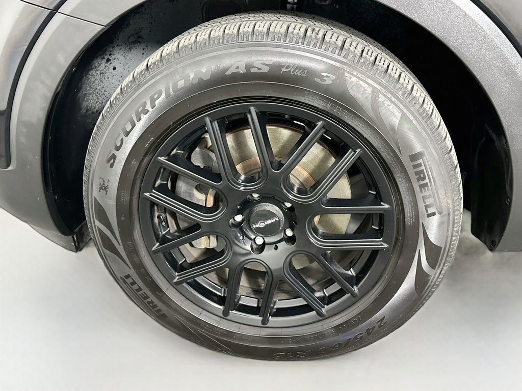 Used 2020 Ebony Black Kia EX image 35