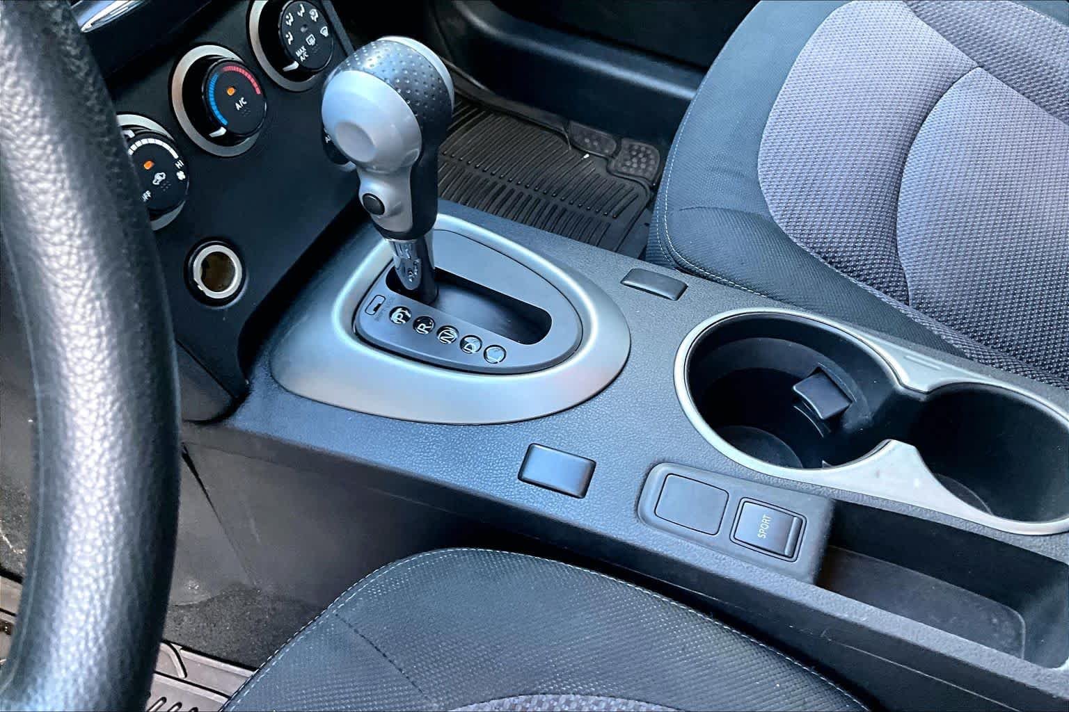 Used 2012 Platinum Graphite Nissan SV image 16