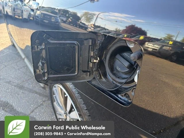 Used 2017 Black Nissan SL image 10
