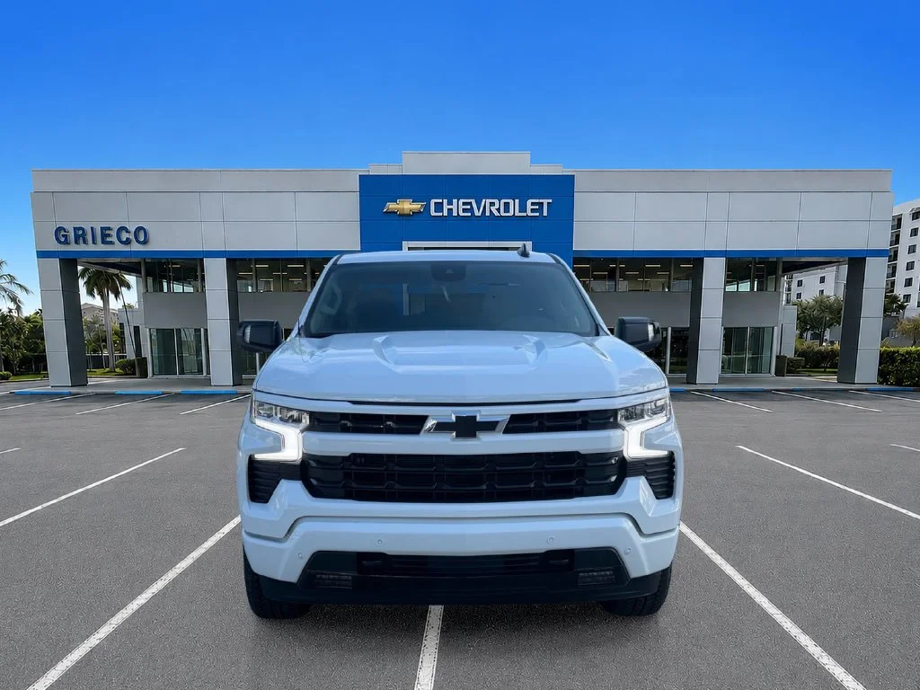 New 2026 Summit White Chevrolet RST image 2