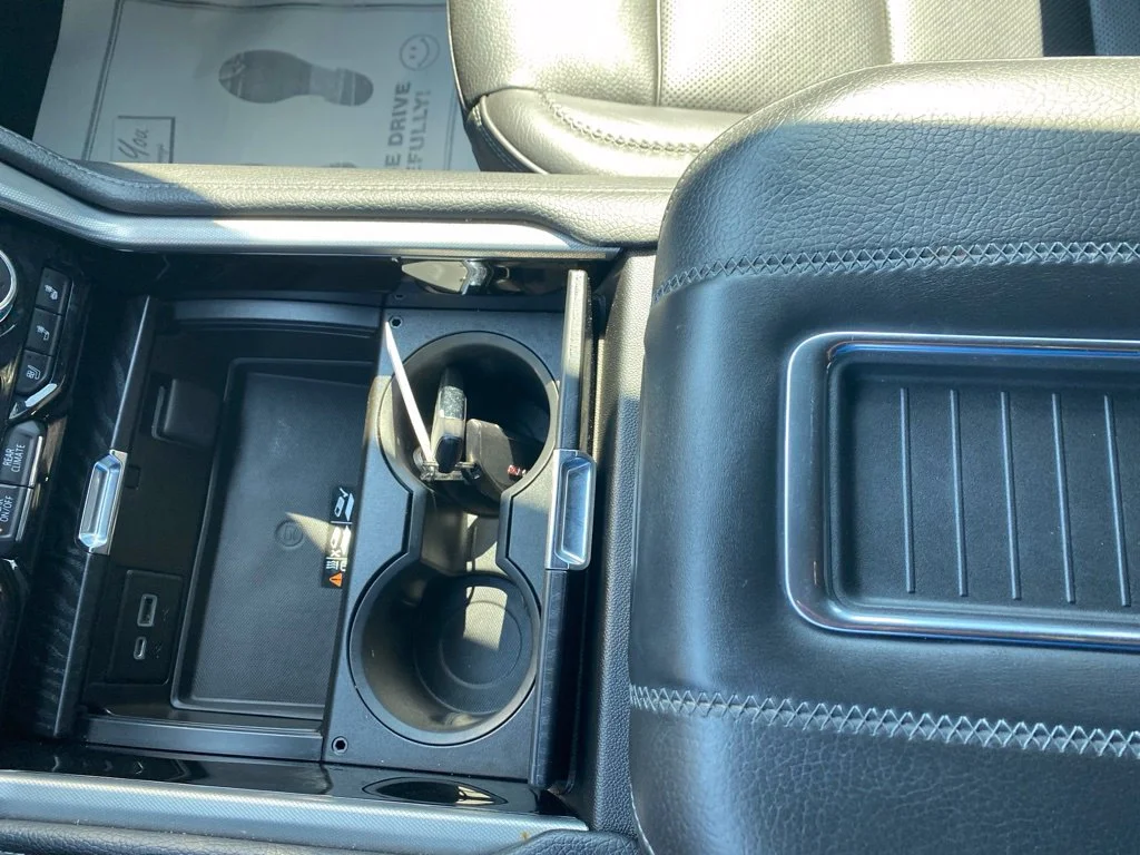 Used 2022 Hunter Metallic GMC Denali image 33
