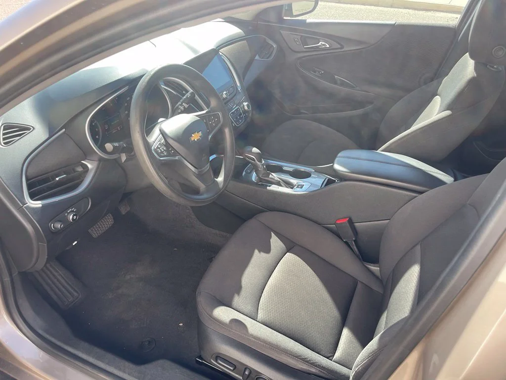 Used 2023 Mineral Gray Metallic Chevrolet LT image 12