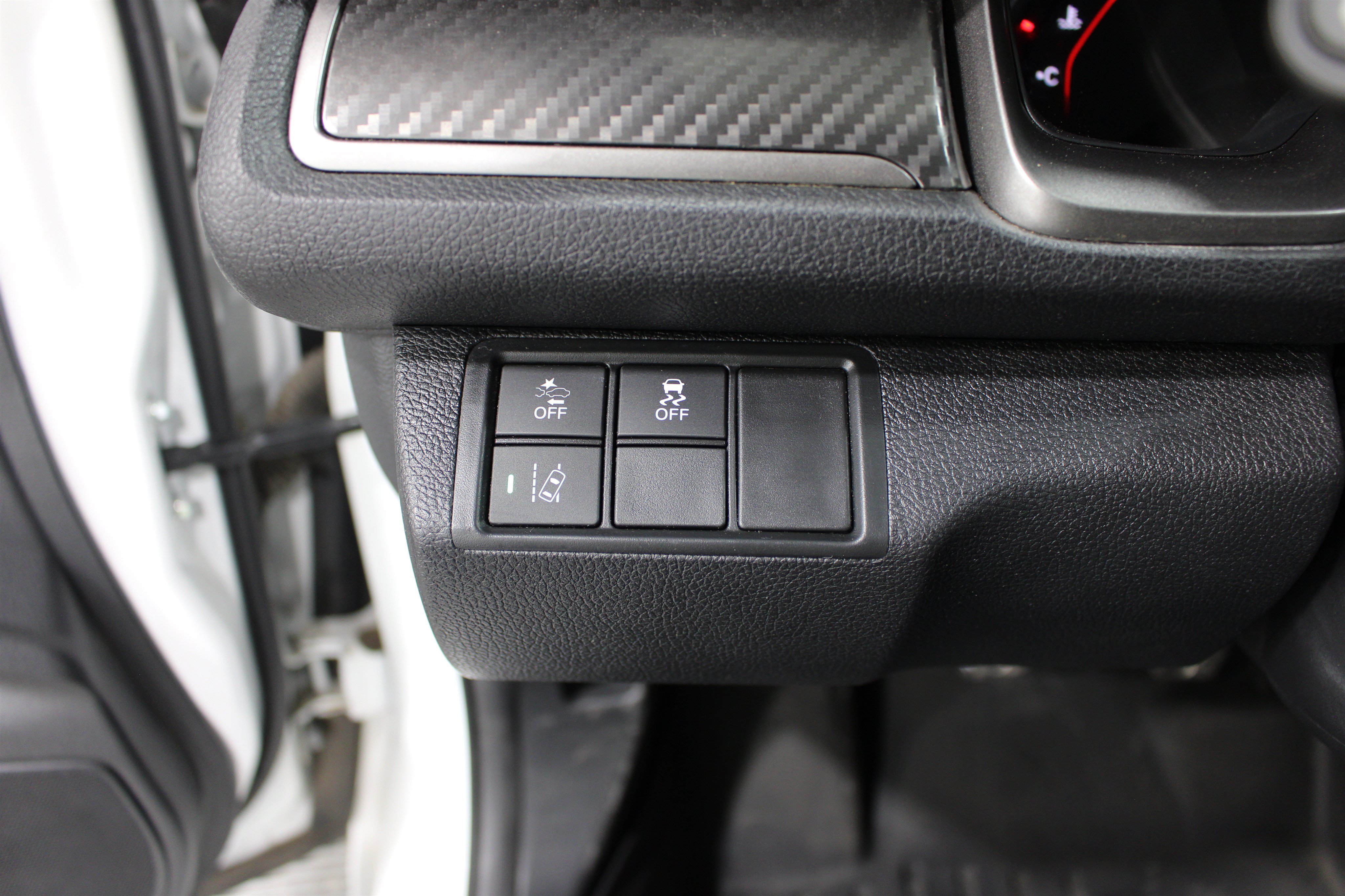 Used 2020 Platinum White Pearl Honda  image 9