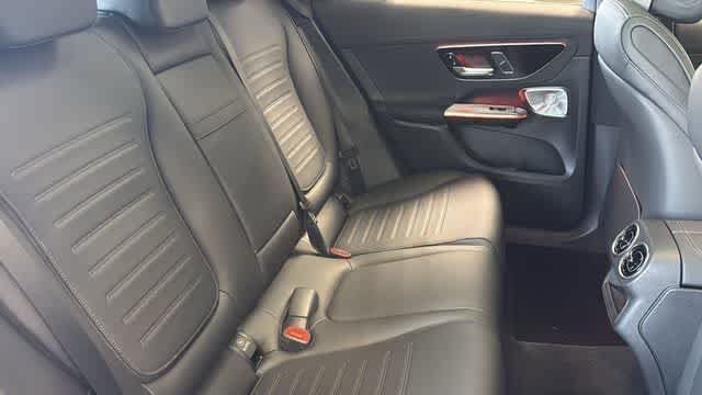 Used 2025 Polar White Mercedes-Benz GLC 350e image 34