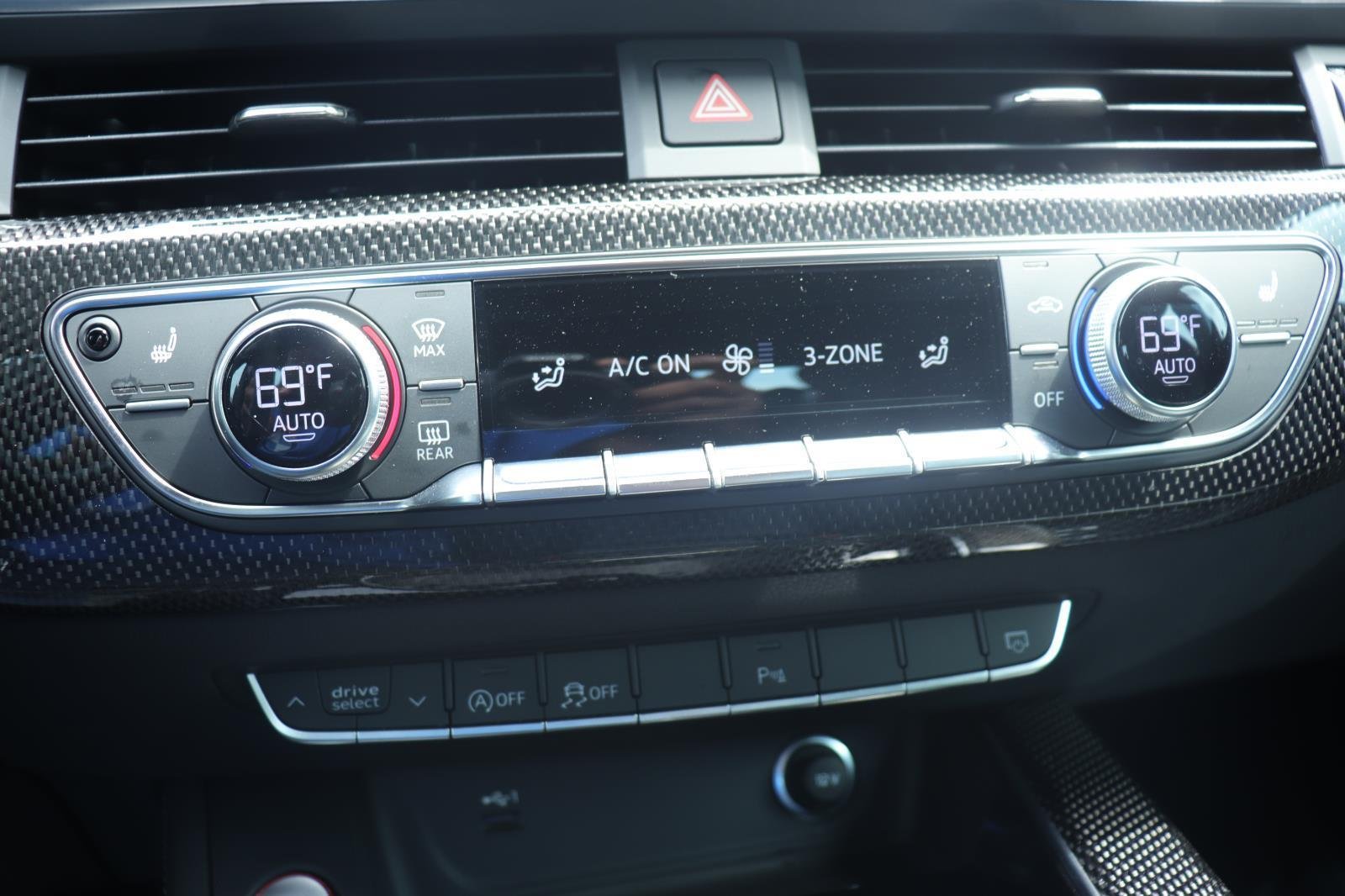 Used 2024 Daytona Gray Pearl Effect Audi Premium Plus image 35