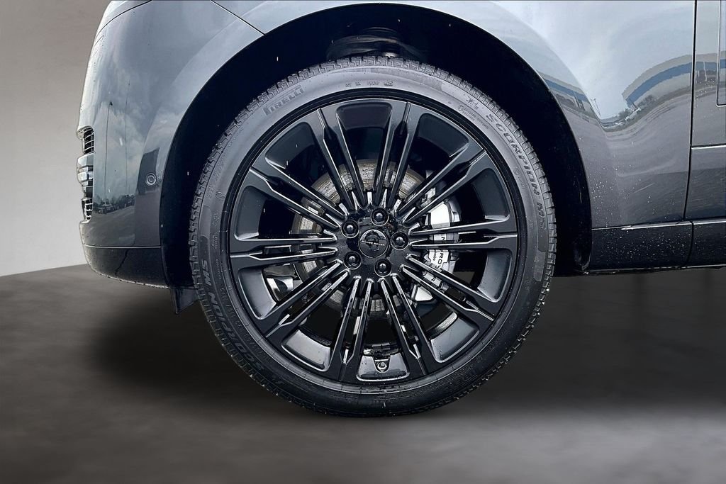 2026 Land Rover Range Rover SE - Photo 12