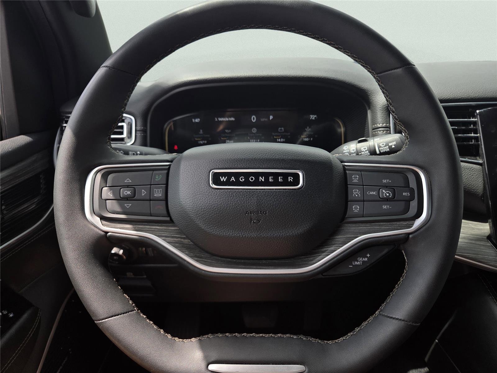 Used 2024 Diamond Black Crystal Pearlcoat Jeep Series III image 25