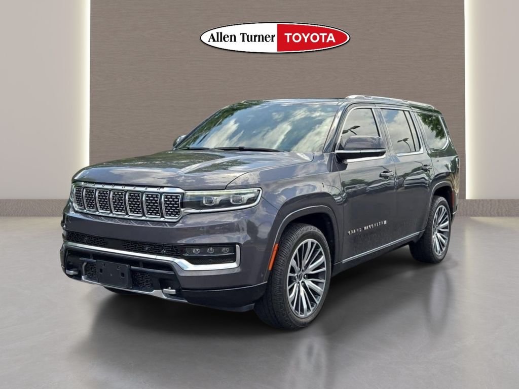 Used 2022 Gray Jeep Series III image 3