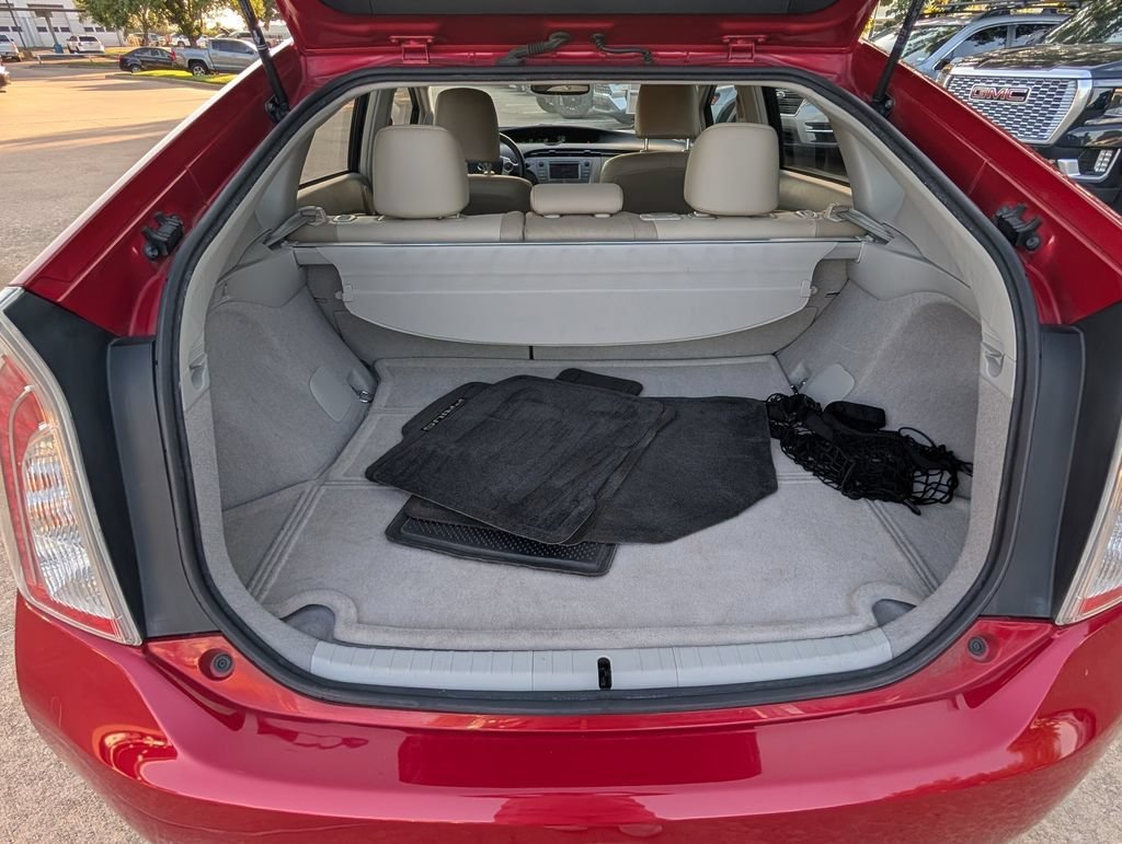 Used 2015  Toyota Four image 20