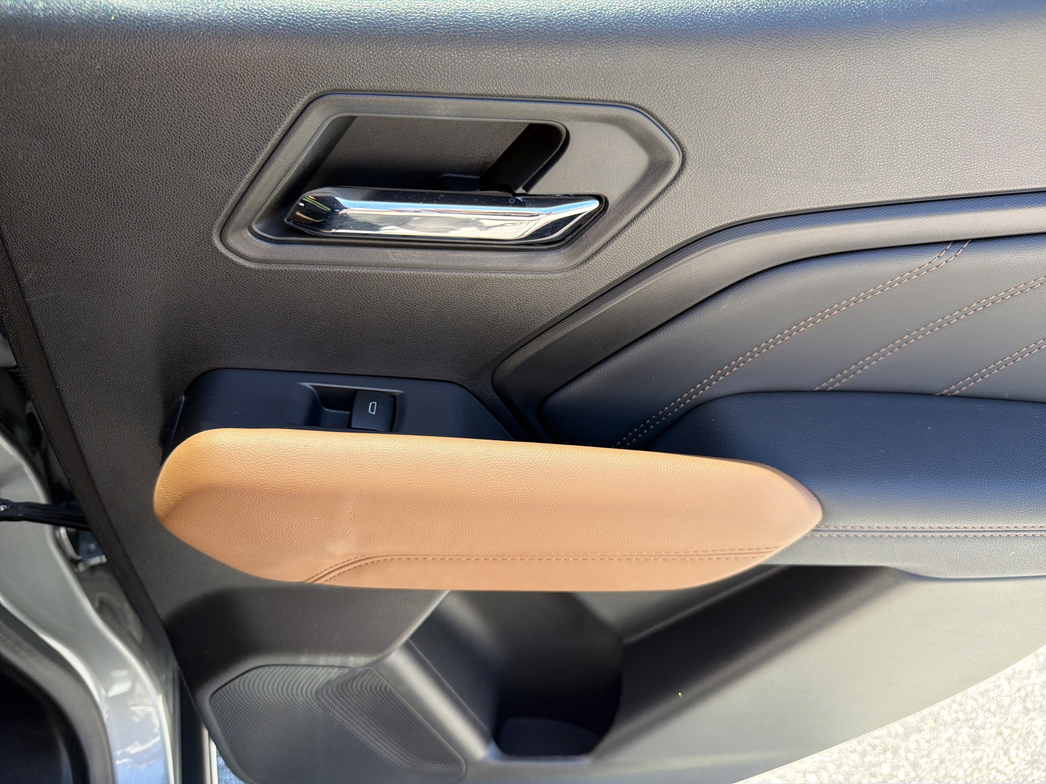 2023 GMC Canyon AT4 - Photo 28