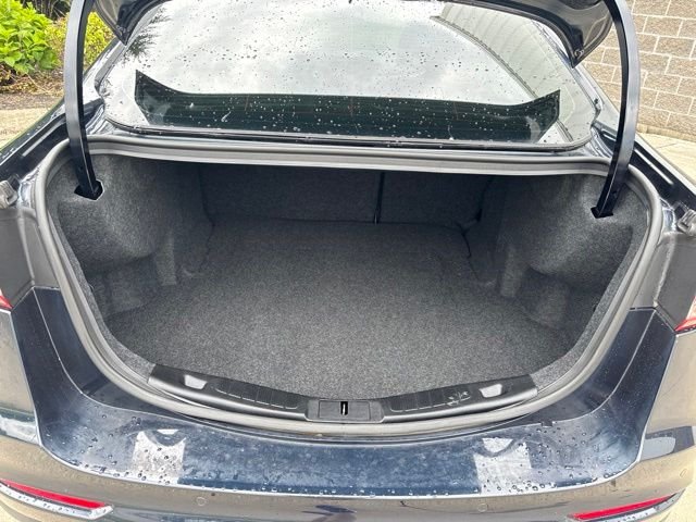 Used 2020 Black Ford SE image 11